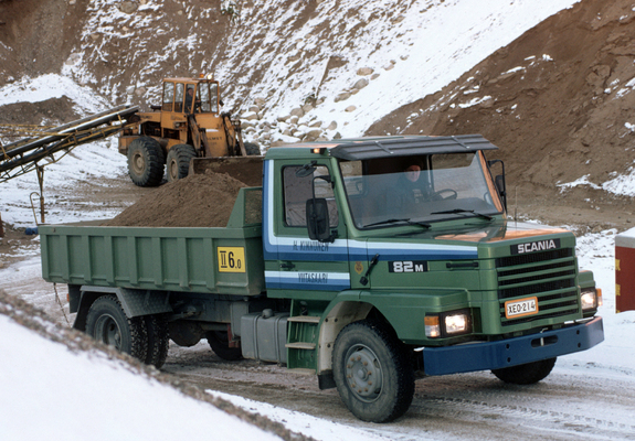 Scania T82M 4x2 Tipper 1982–90 pictures