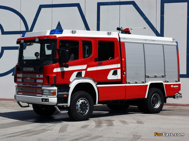 Photos of Scania 124C 420 4x4 Crew Cab Firetruck by Rosenbauer 2000–04 (640 x 480)
