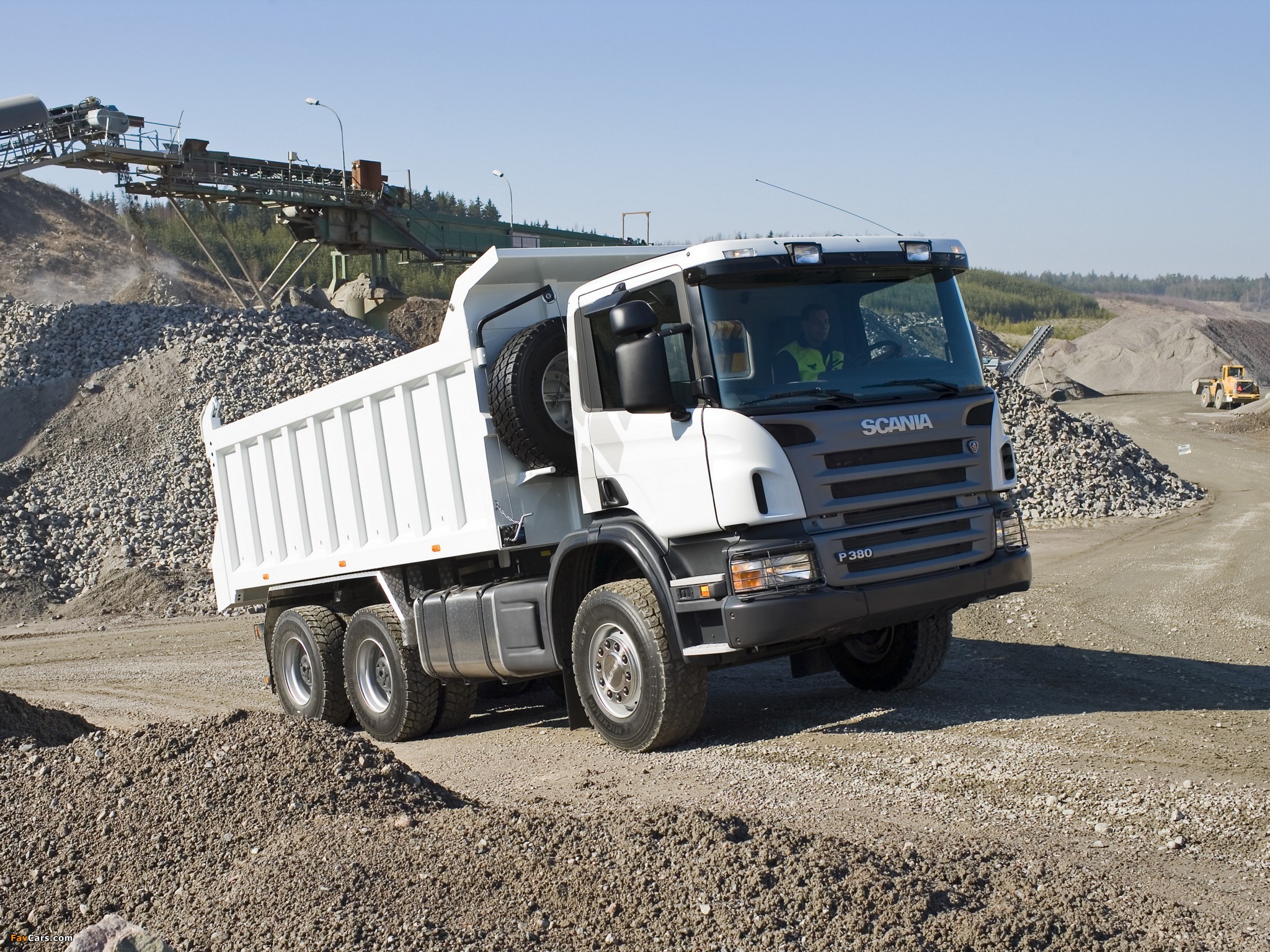 Images of Scania P380 6x4 Tipper 2004–10 (2048 x 1536)