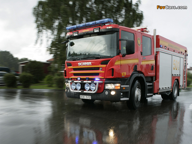 Images of Scania P340 4x2 Crew Cab Fire Engine 2005–10 (640 x 480)