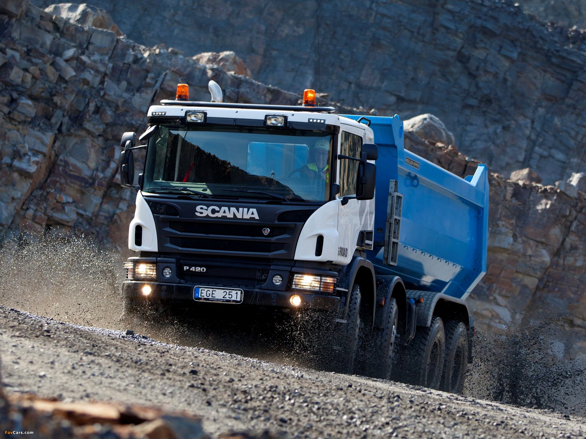 Images of Scania P420 8x4 Tipper Off-Road Package 2011 (2048 x 1536)