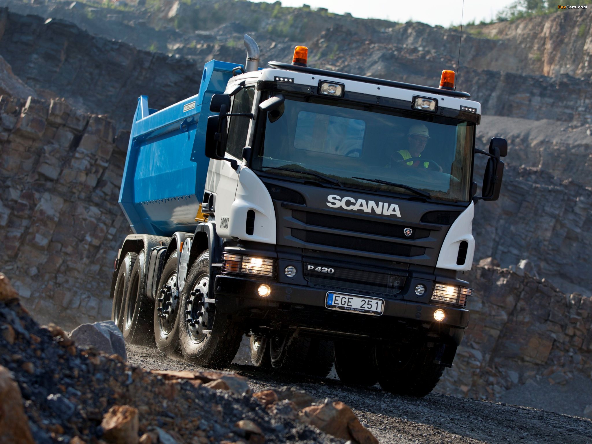 Pictures of Scania P420 8x4 Tipper Off-Road Package 2011 (2048 x 1536)