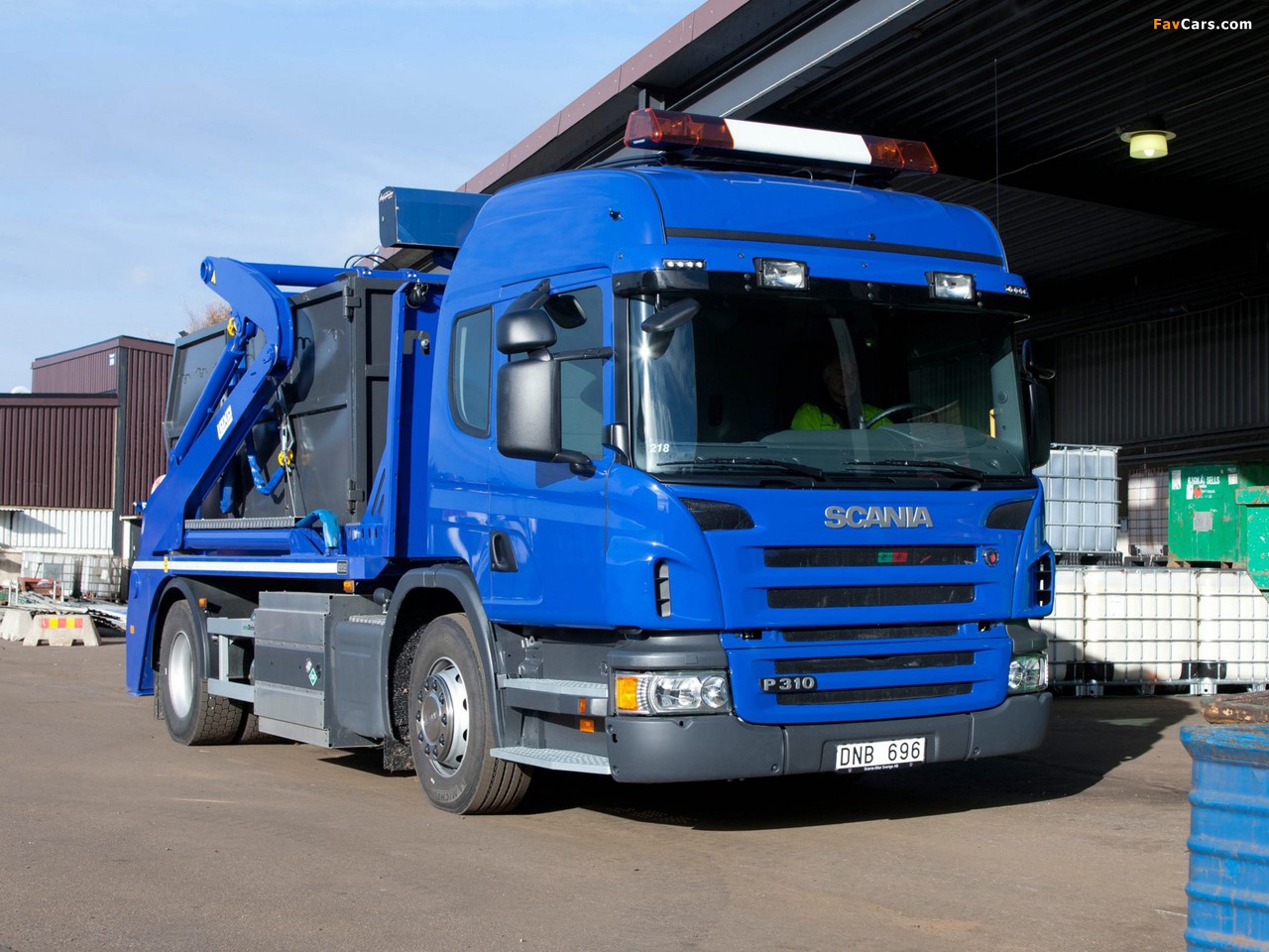 Scania P310 4x2 Low-Entry Cab 2004–10 images (1280 x 960)