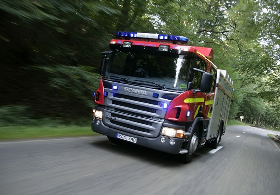 Scania P340 4x2 Crew Cab Fire Engine 2005–10 wallpapers