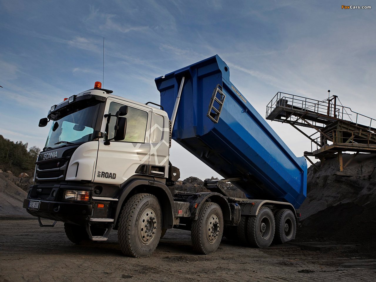 Scania P420 8x4 Tipper Off-Road Package 2011 images (1280 x 960)