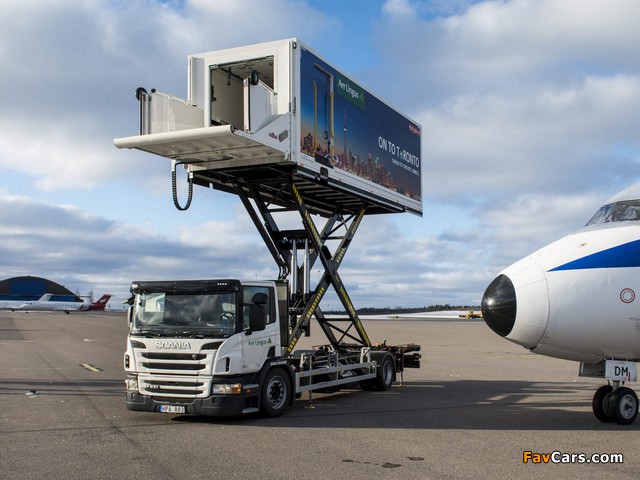 Scania P230 4x2 Airport High-loader 2011 wallpapers (640 x 480)