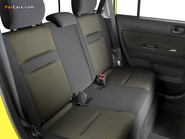 Scion xB Release Series 2.0 2005 pictures (640 x 480)