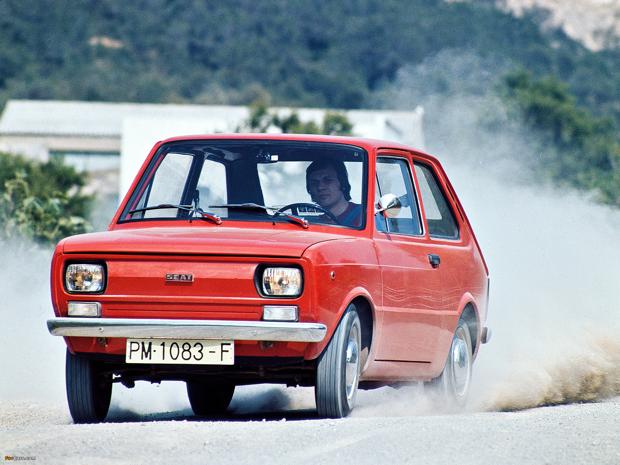 Seat 133 1974–79 images (2048 x 1536)