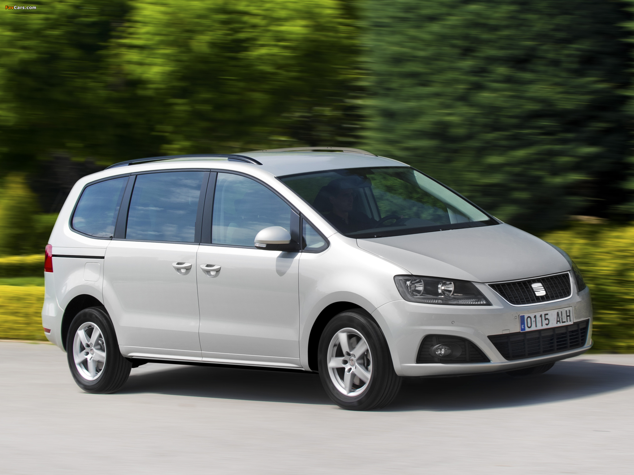 Seat Alhambra 4 2011 wallpapers (2048 x 1536)