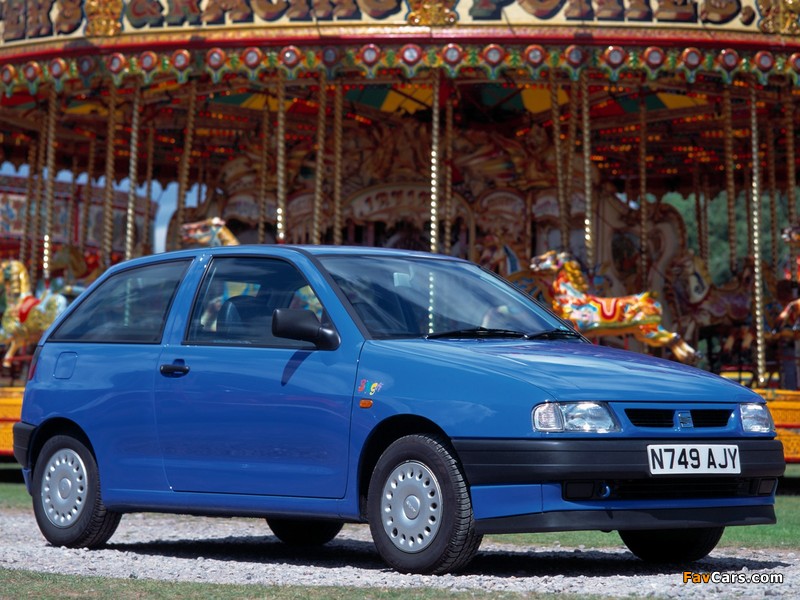 Images of Seat Ibiza 3-door UK-spec 1993–99 (800 x 600)