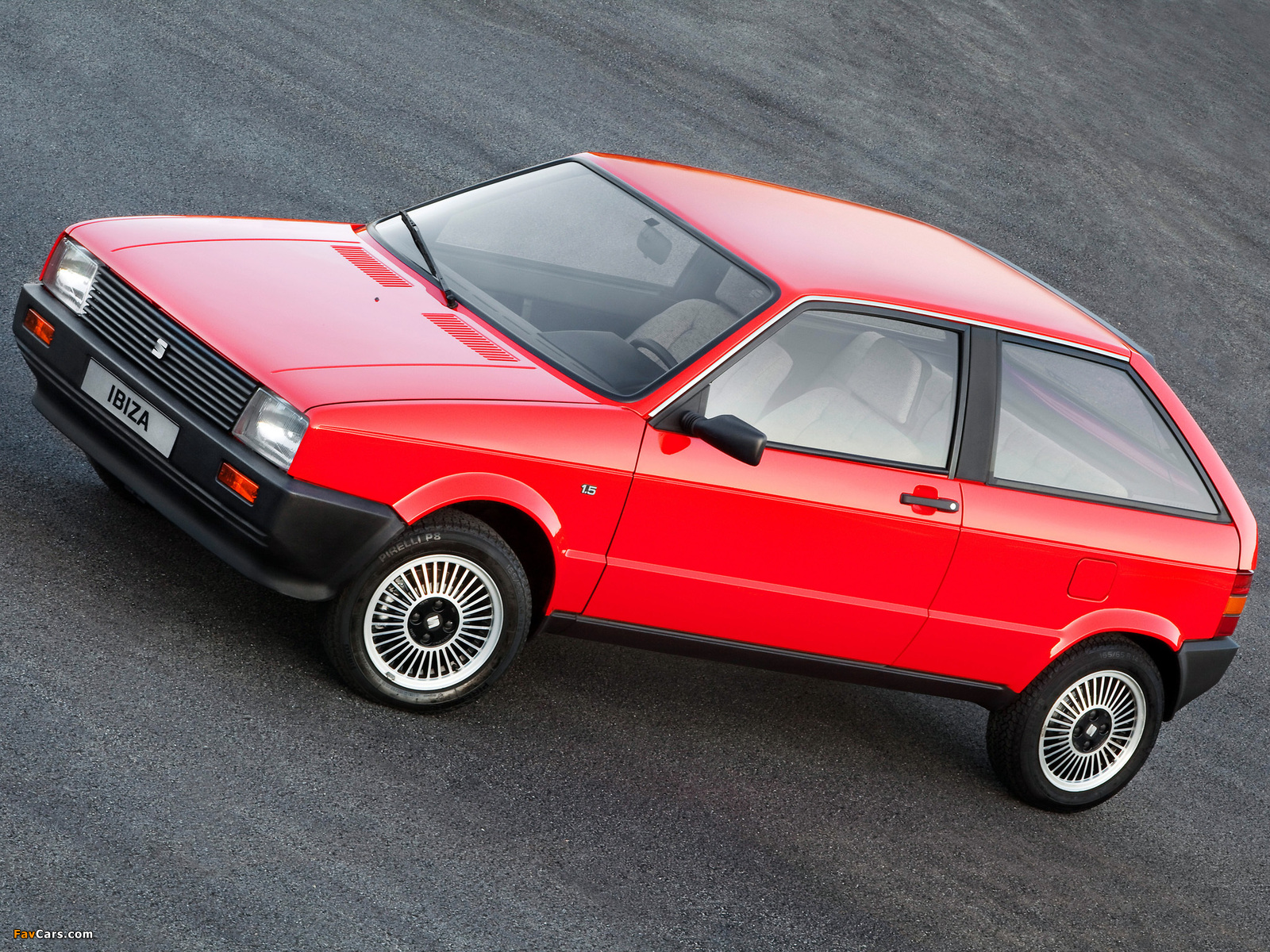 Photos of Seat Ibiza 3-door 1984–91 (1600 x 1200)