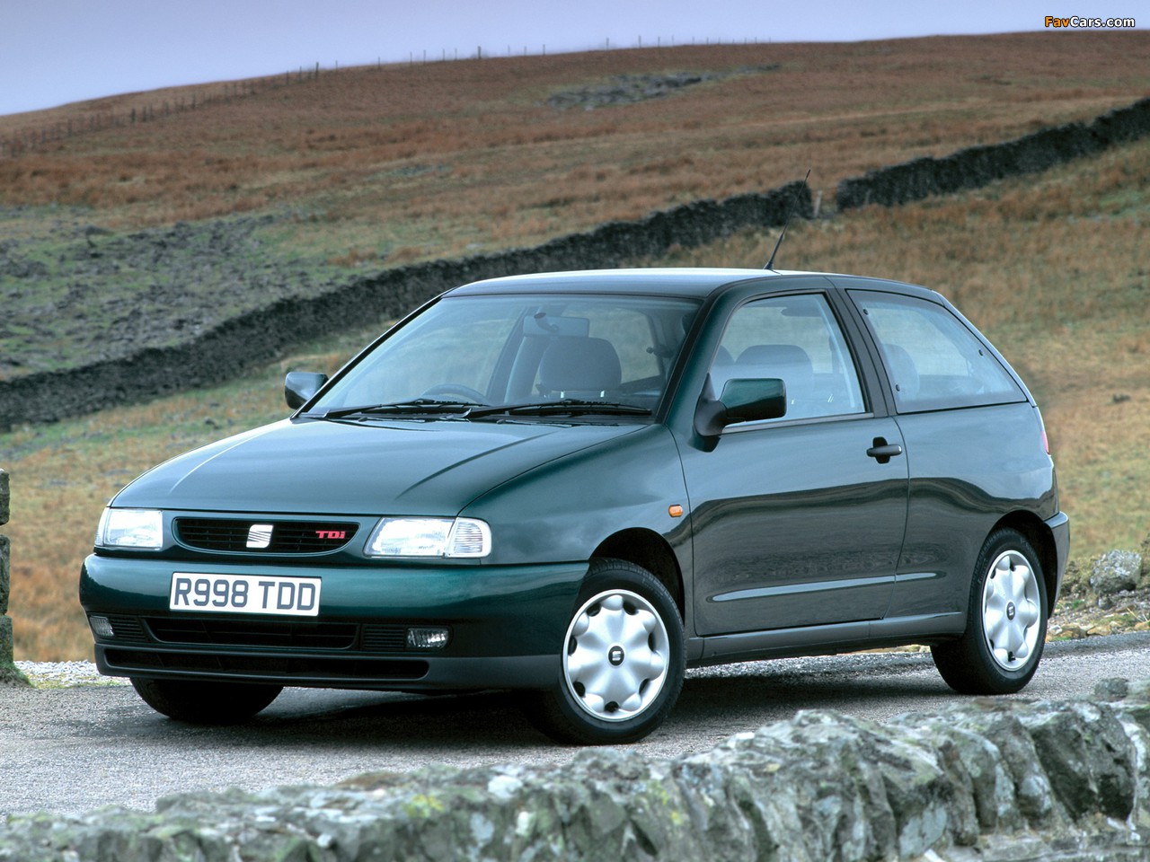 Photos of Seat Ibiza 3-door UK-spec 1993–99 (1280 x 960)