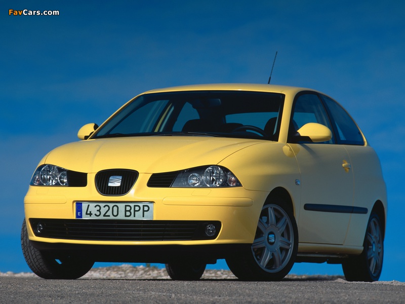 Photos of Seat Ibiza 3-door 2002–06 (800 x 600)