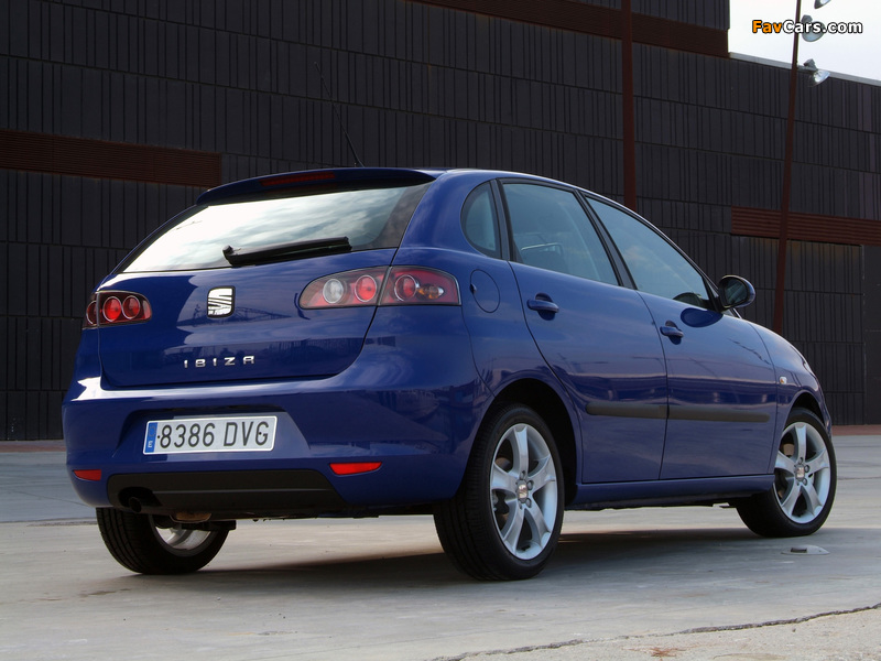 Pictures of Seat Ibiza 5-door 2006–08 (800 x 600)