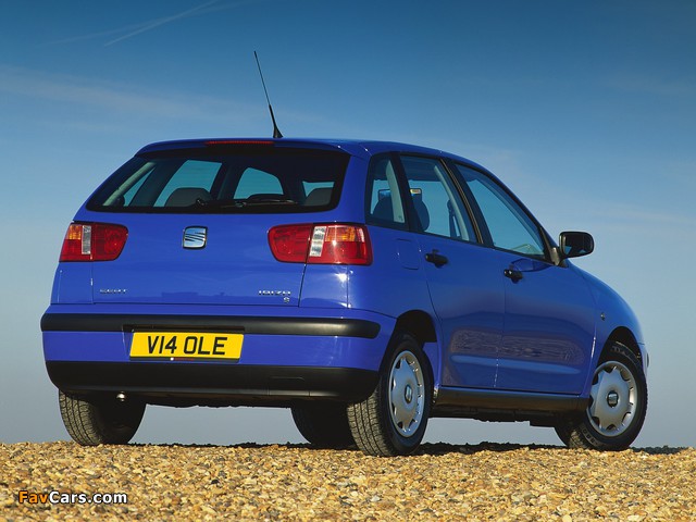 Seat Ibiza 5-door UK-spec 1999–2002 photos (640 x 480)