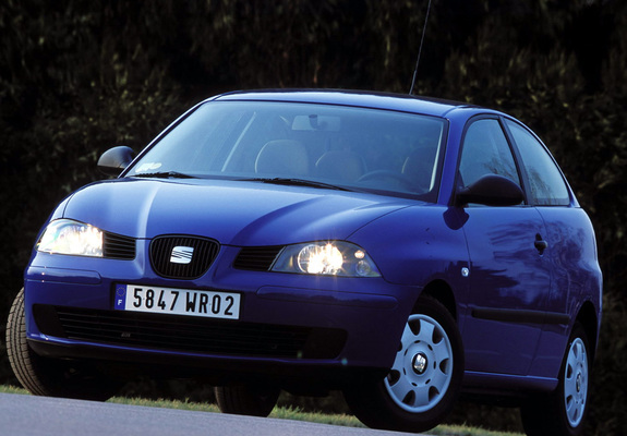 Seat Ibiza 3-door 2002–06 pictures
