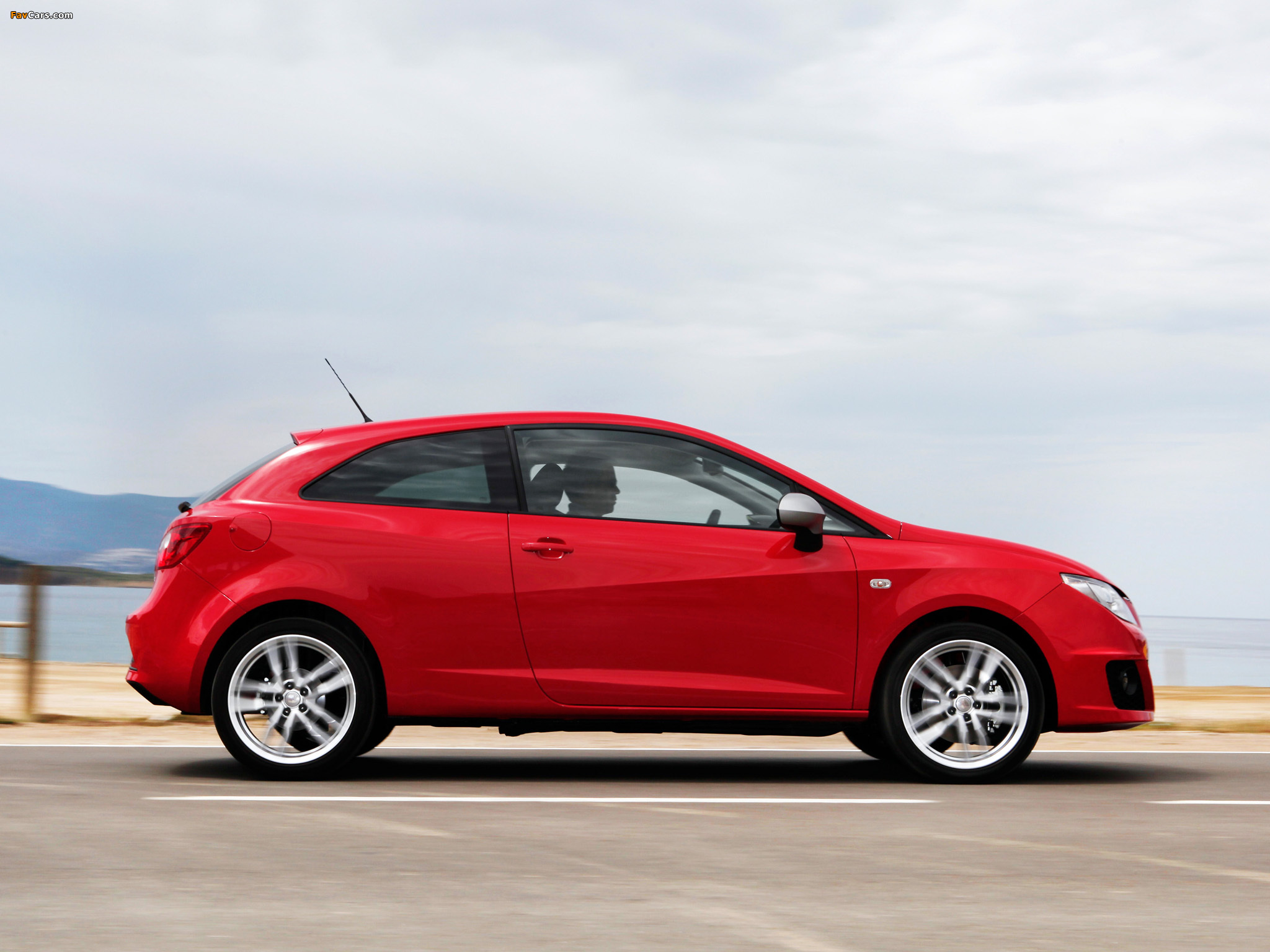 Seat Ibiza SC FR 2009–12 wallpapers (2048 x 1536)