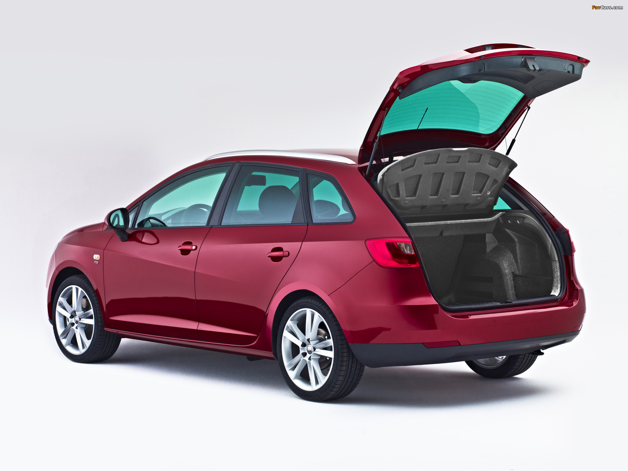 Seat Ibiza ST 2010–12 images (2048 x 1536)