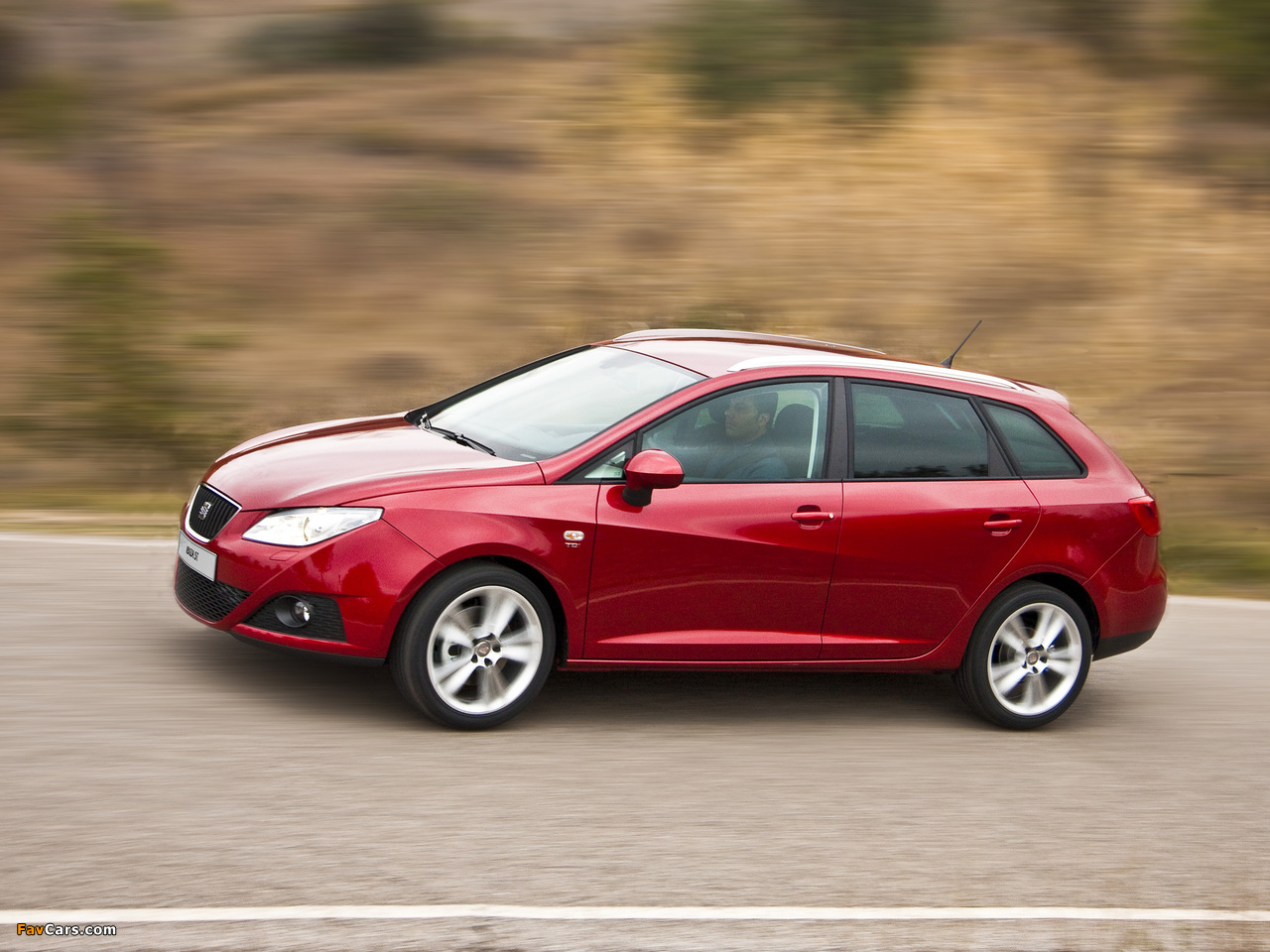 Seat Ibiza ST 2010–12 pictures (1280 x 960)