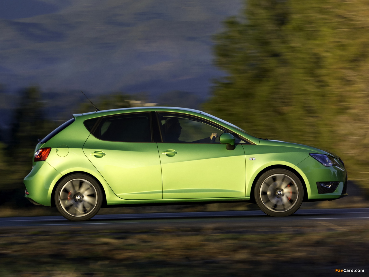 Seat Ibiza FR 2012 pictures (1280 x 960)