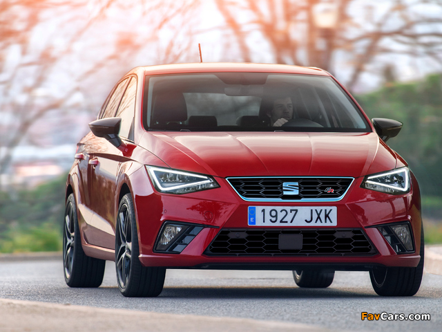 Seat Ibiza FR 2017 images (640 x 480)