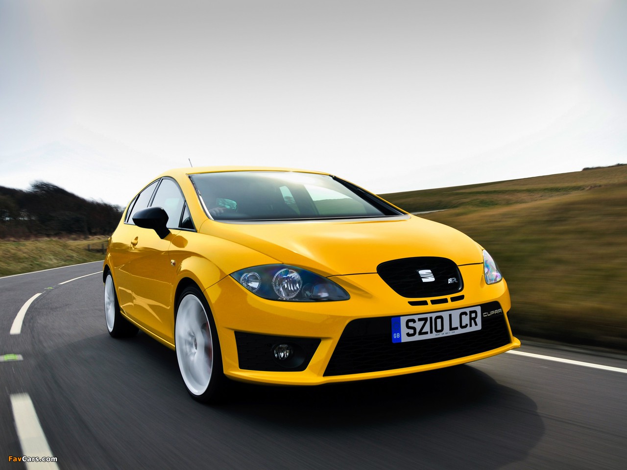 Images of Seat Leon Cupra R UK-spec 2009–12 (1280 x 960)