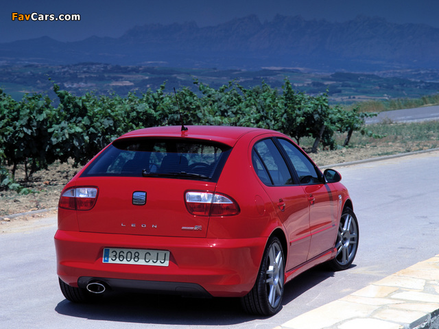 Seat Leon Cupra R 2002–05 pictures (640 x 480)