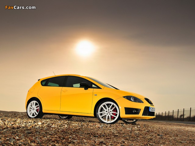 Seat Leon Cupra R UK-spec 2009–12 images (640 x 480)