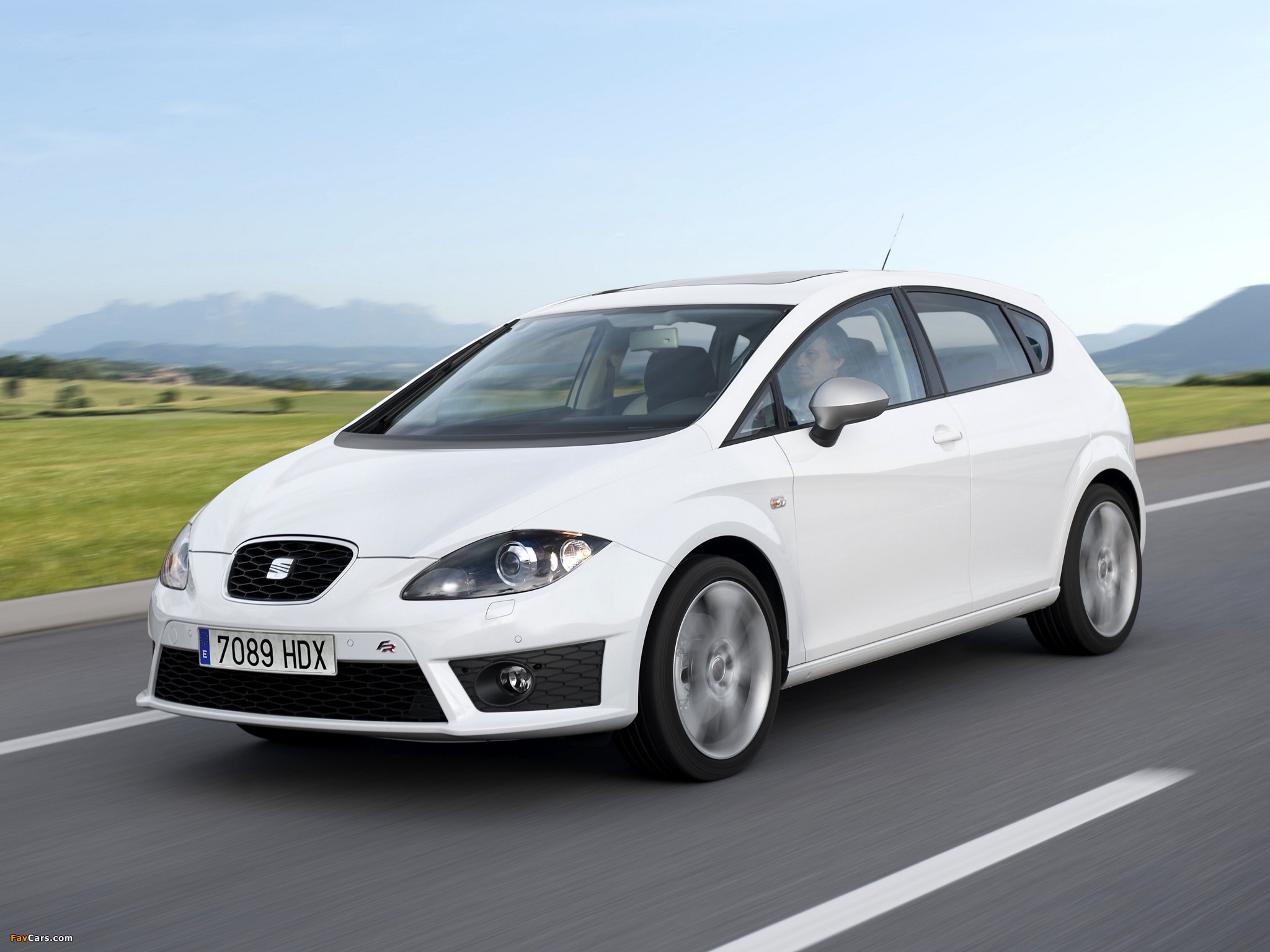 Seat Leon FR 2009–12 pictures (2048 x 1536)