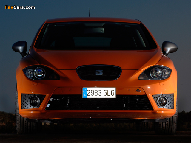 Seat Leon FR 2009–12 pictures (640 x 480)
