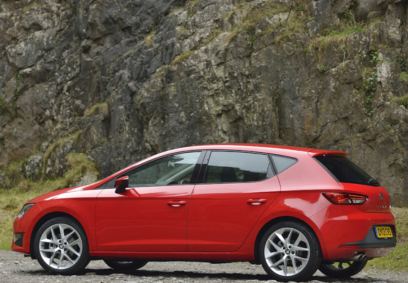 Seat Leon FR UK-spec 2013 wallpapers