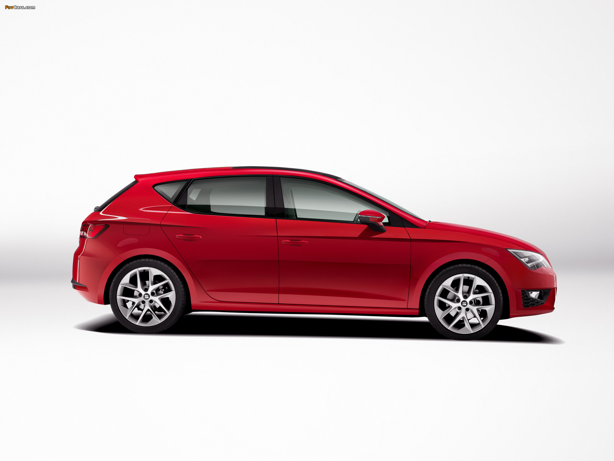 Seat Leon FR 2012 wallpapers (2048 x 1536)
