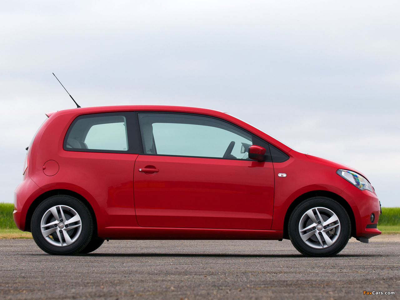 Images of Seat Mii 3-door UK-spec 2012 (1280 x 960)