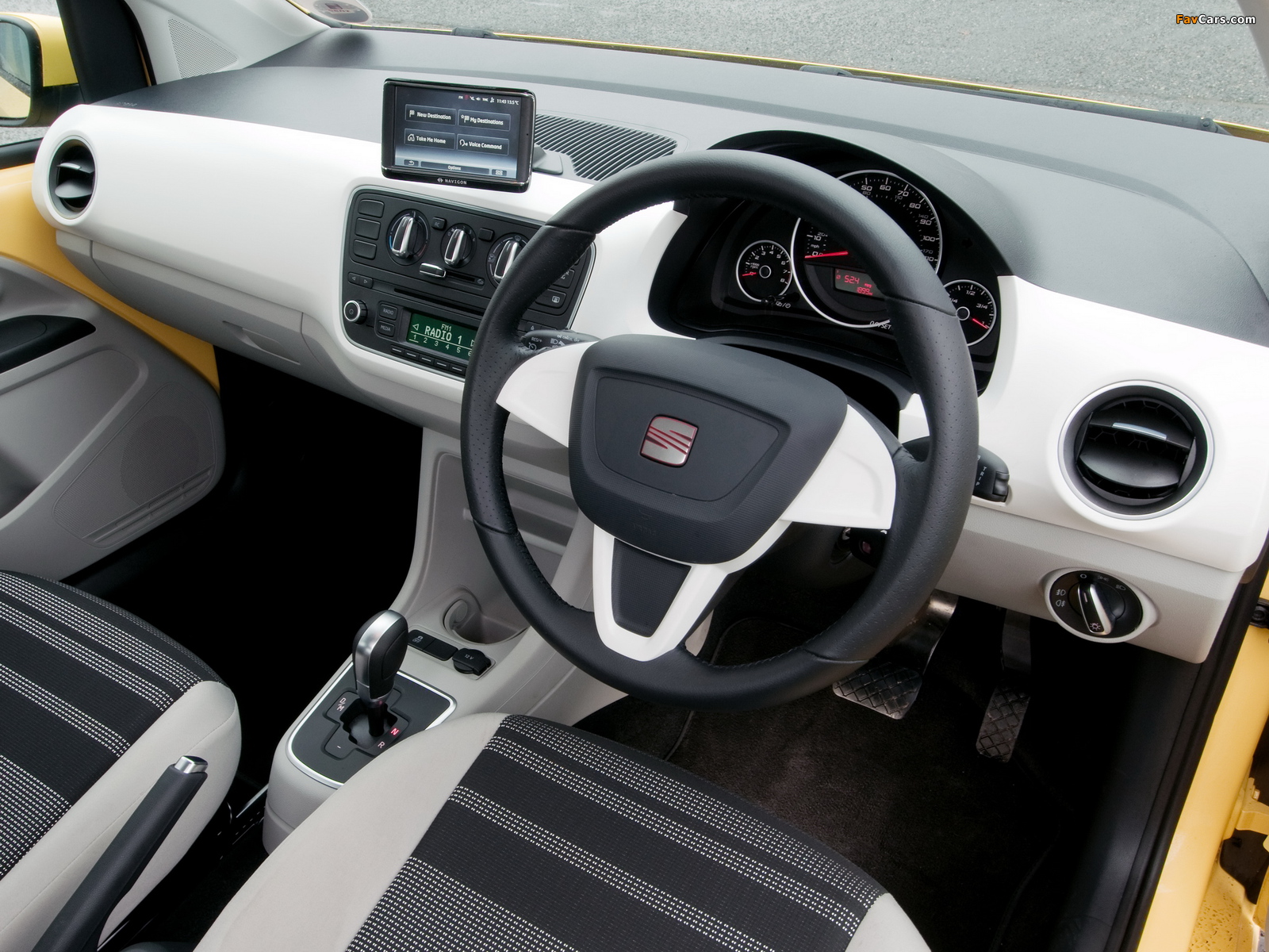 Seat Mii 5-door UK-spec 2012 images (1600 x 1200)