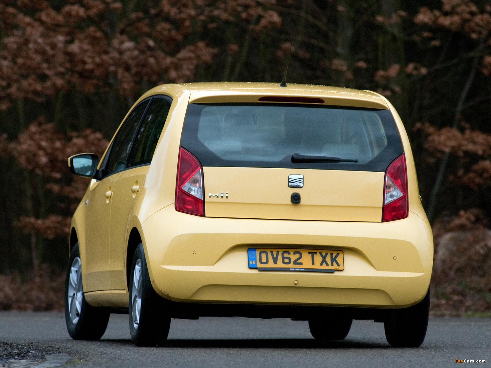 Seat Mii 5-door UK-spec 2012 photos (1600 x 1200)