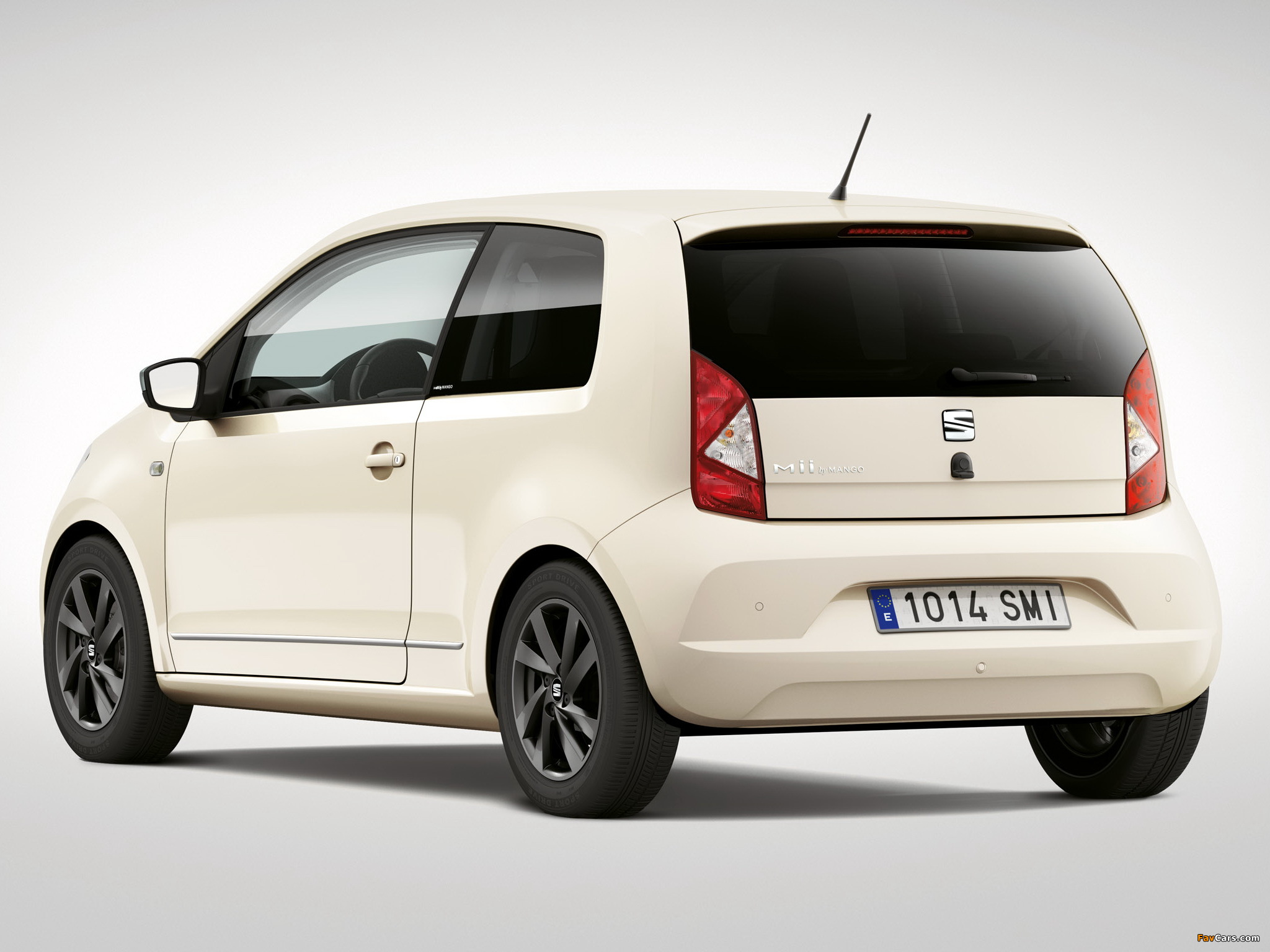 Seat Mii by MANGO 2014 photos (2048 x 1536)