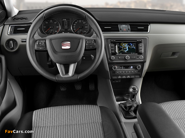 Seat Toledo 2012 images (640 x 480)