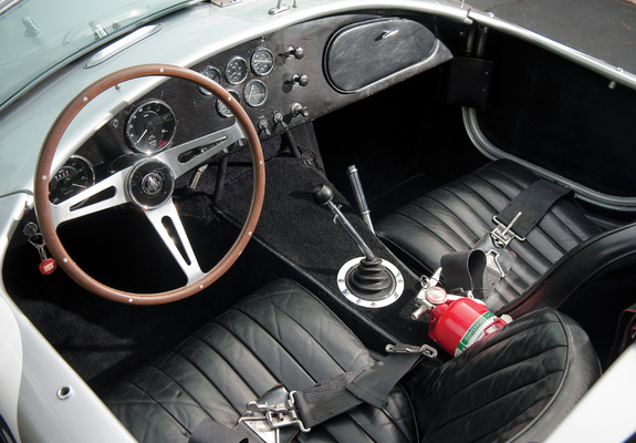 Images of Shelby Cobra 427 (MkIII) 1966–67