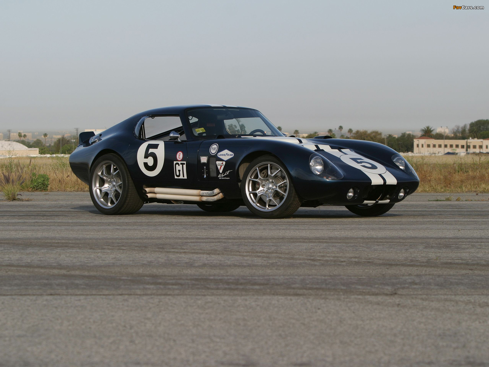 Superformance Shelby Cobra Daytona Coupe 2008 wallpapers (1600 x 1200)