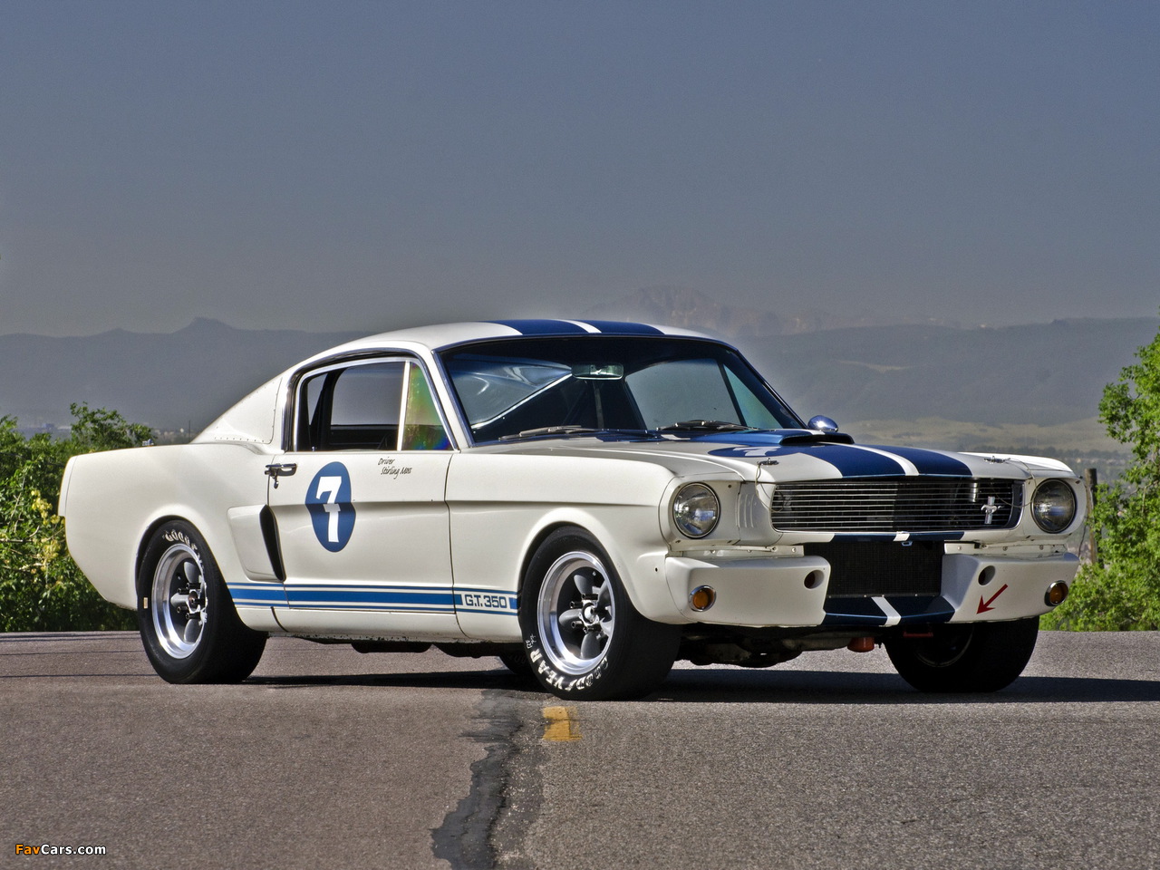 Photos of Shelby GT350R 1965 (1280 x 960)