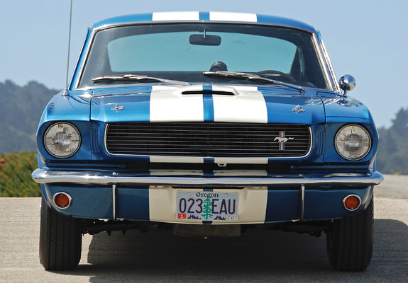 Pictures of Shelby GT350 1965