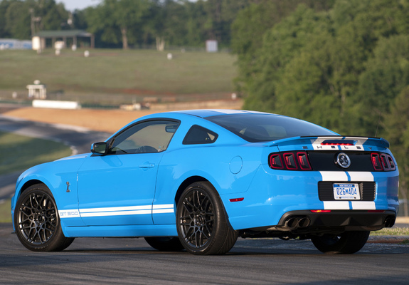 Shelby GT500 SVT 2012 pictures