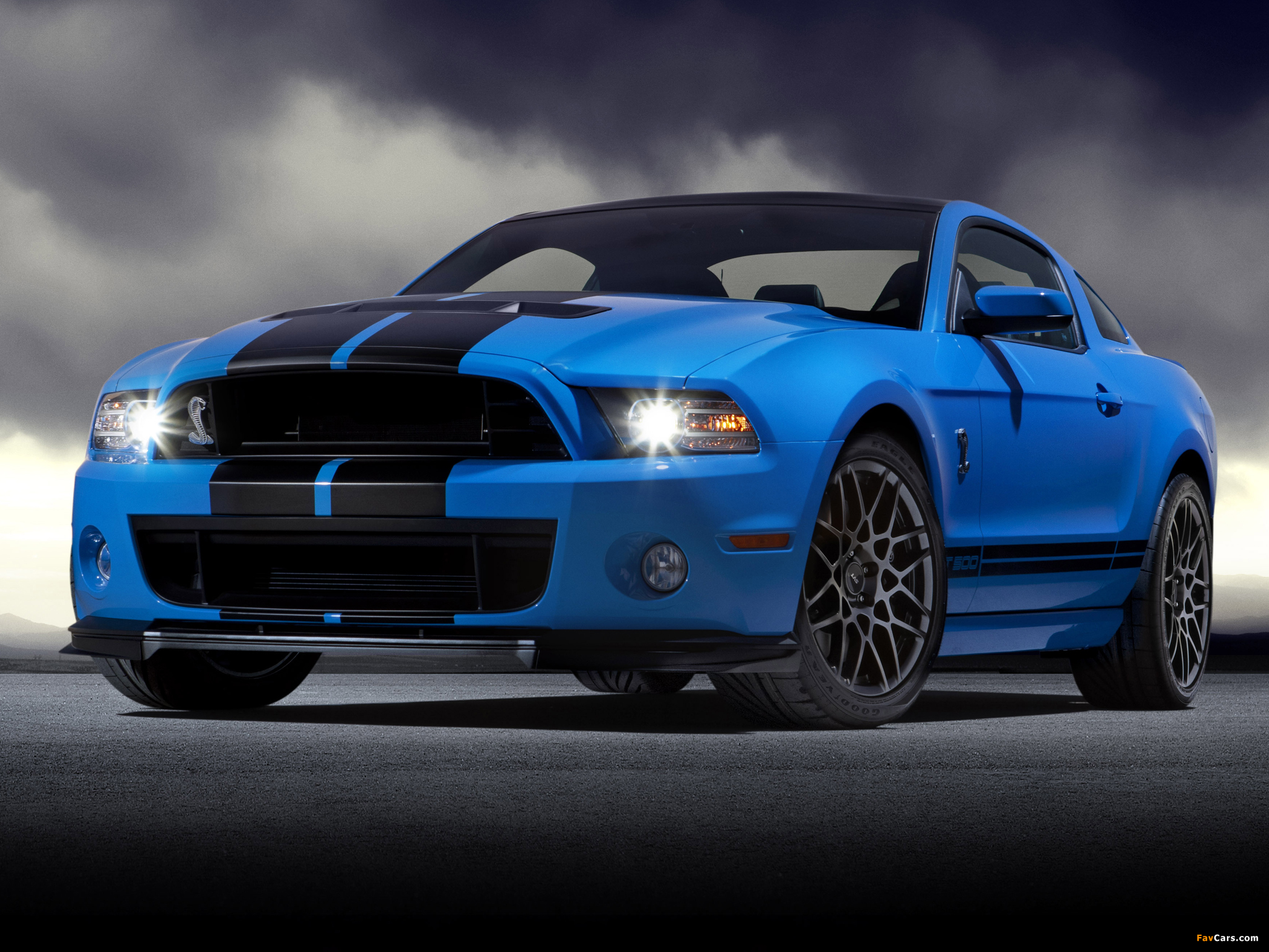 Shelby GT500 SVT 2012 wallpapers (2048 x 1536)