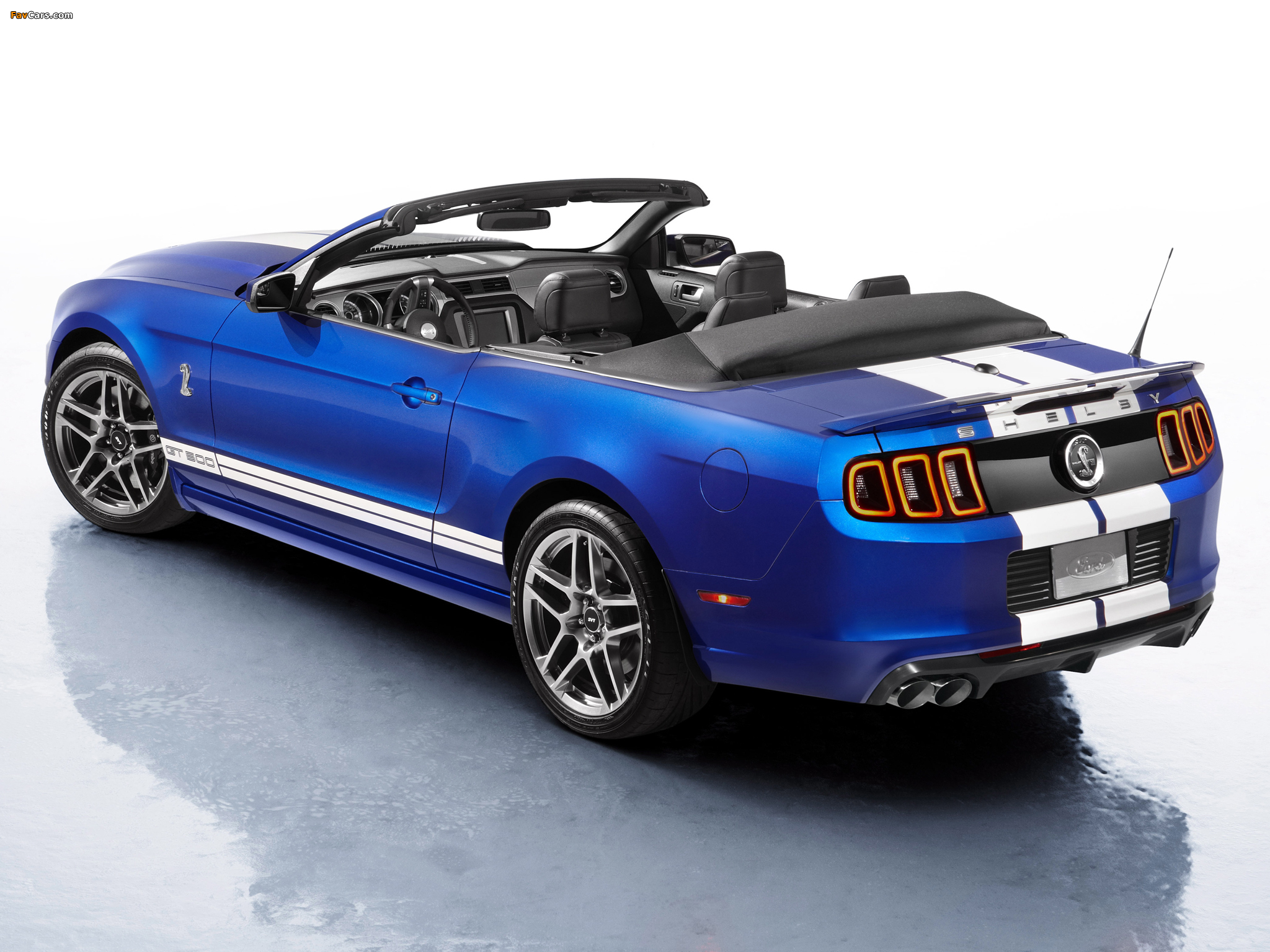 Shelby GT500 SVT Convertible 2012 wallpapers (2048 x 1536)
