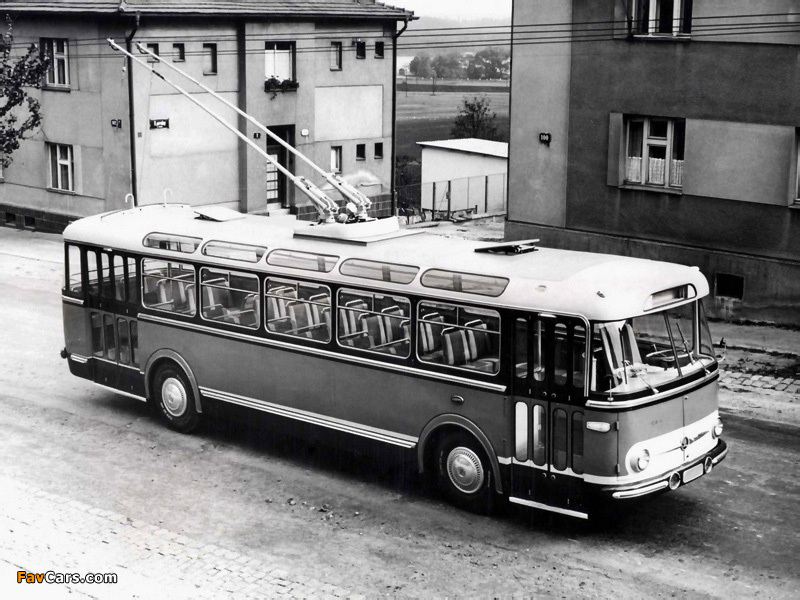 Škoda 9Tr 1961–82 wallpapers (800 x 600)