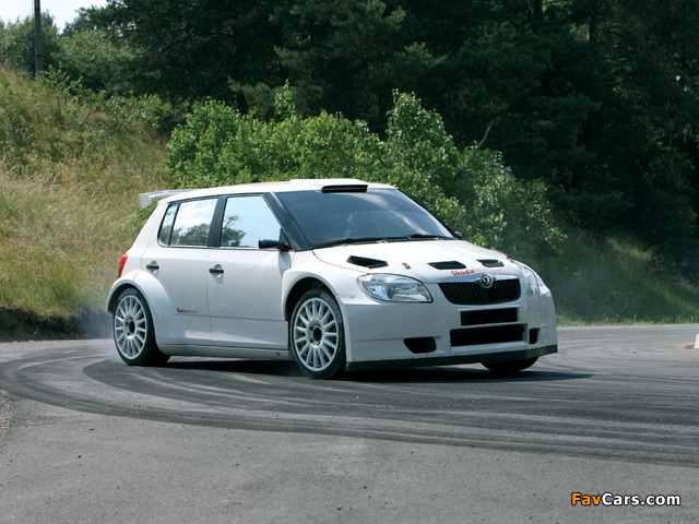 Škoda Fabia Super 2000 Prototype 2008 wallpapers (640 x 480)