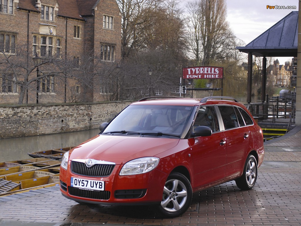 Images of Škoda Fabia Combi UK-spec (5J) 2007–10 (1024 x 768)