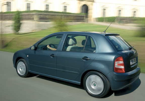Pictures of Škoda Fabia 2005–07