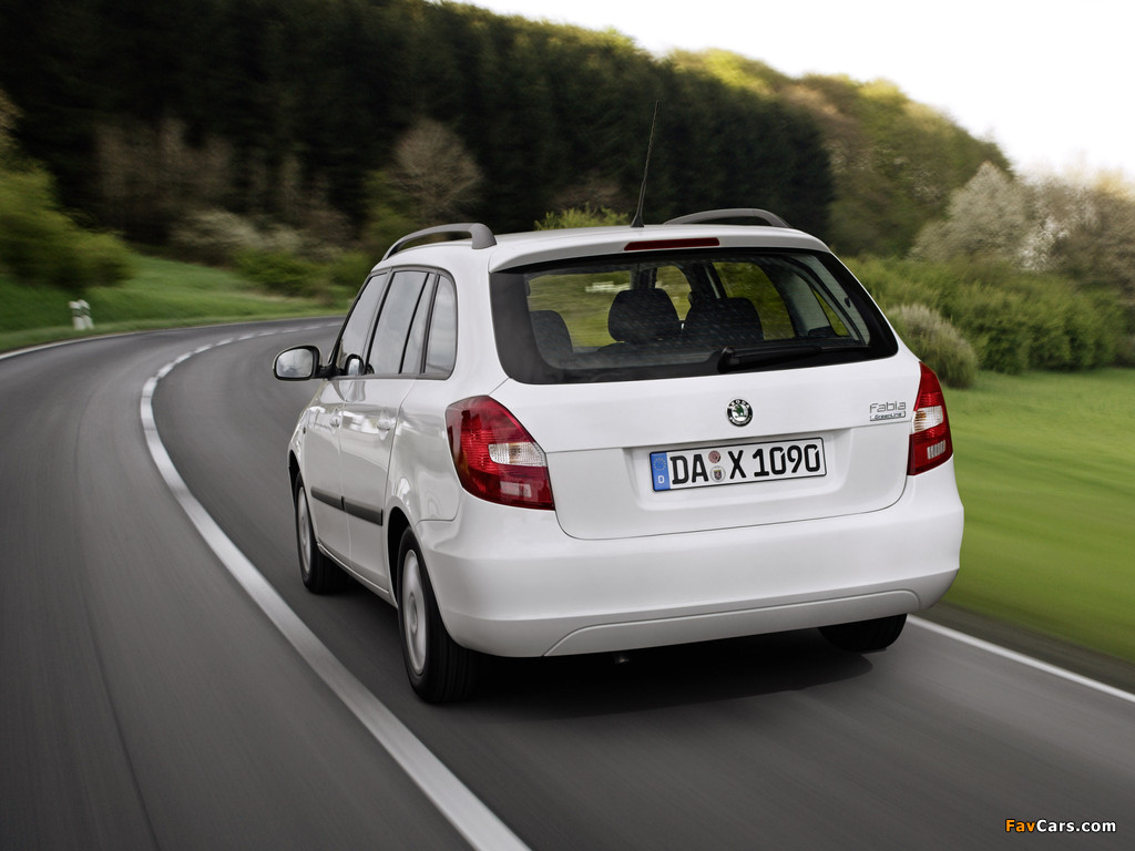 Pictures of Škoda Fabia GreenLine Combi (5J) 2008–10 (1024 x 768)