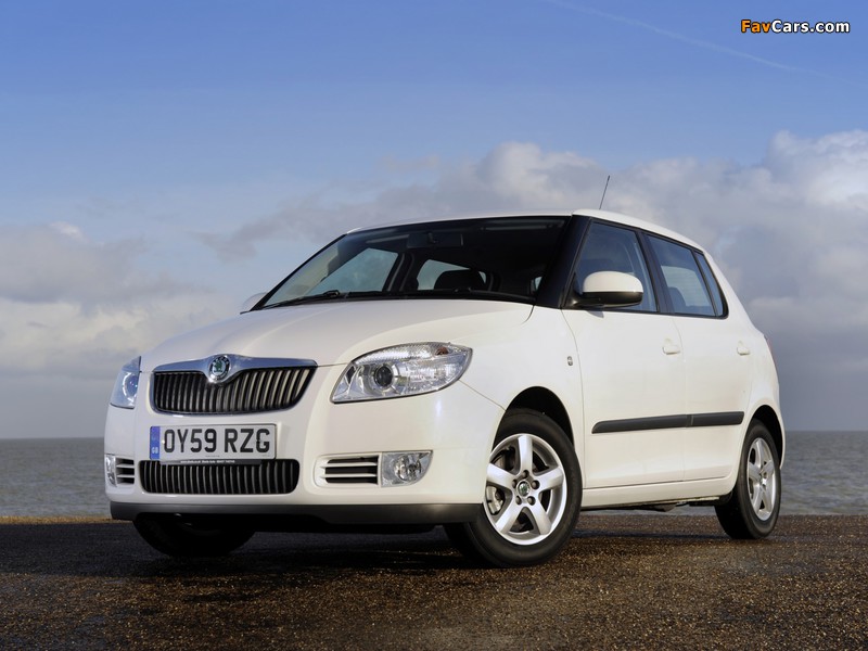 Pictures of Škoda Fabia GreenLine UK-spec (5J) 2009–10 (800 x 600)